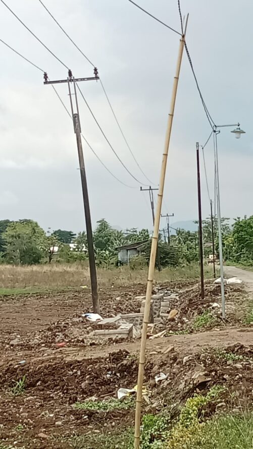 Dugaan Mark up Anggaran Pengadaan Lampu Jalan di Desa Bontomanai Diduga Tidak Sesuai Standar Mutu dan Spesifikasi.