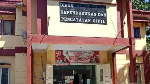 Dugaan Pelanggaran Hukum di Dukcapil Takalar, Perubahan Identitas Kades Bontosungguh Menuai Sorotan